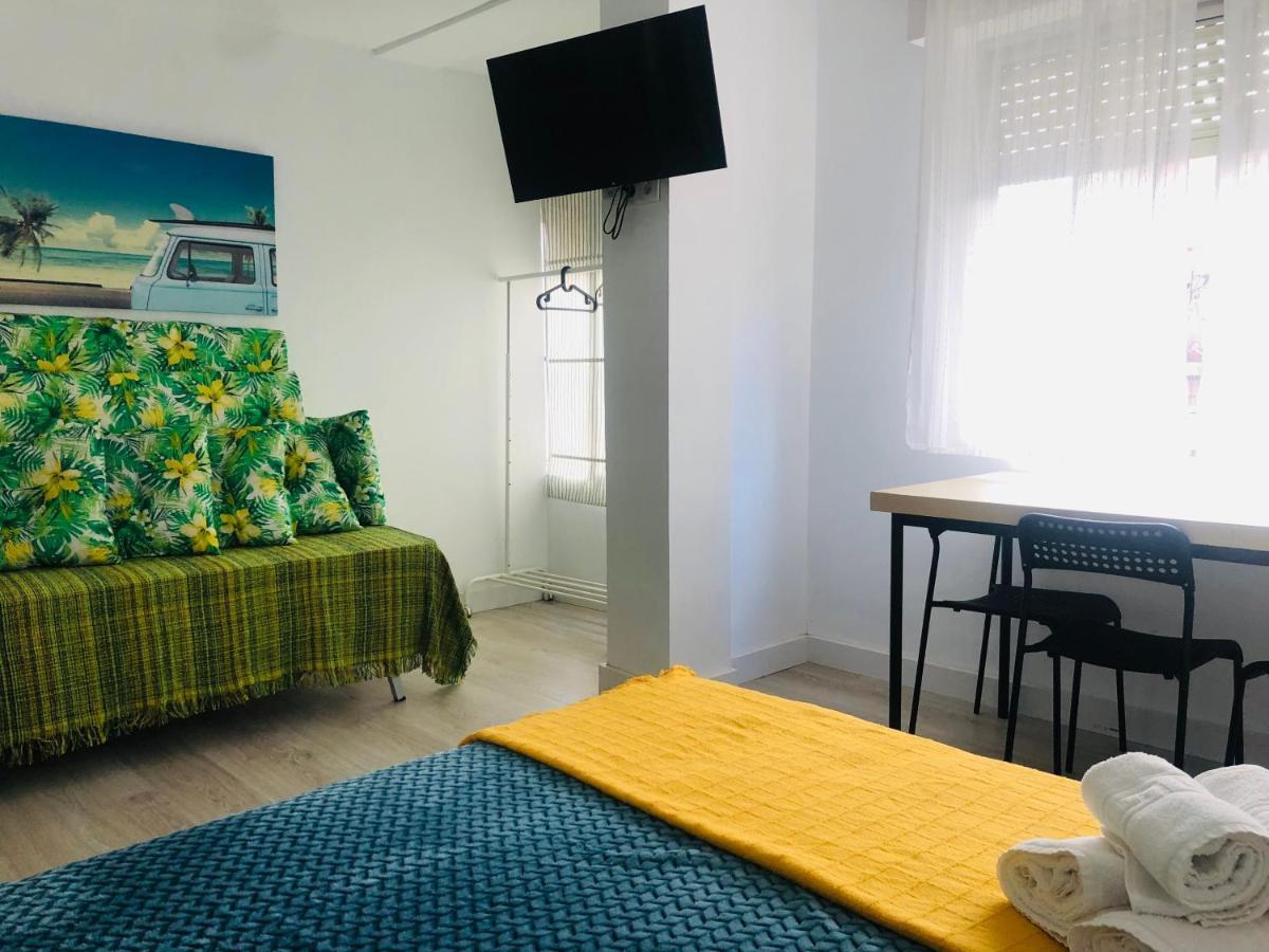 Mercado Huelin Apartments Малага Экстерьер фото