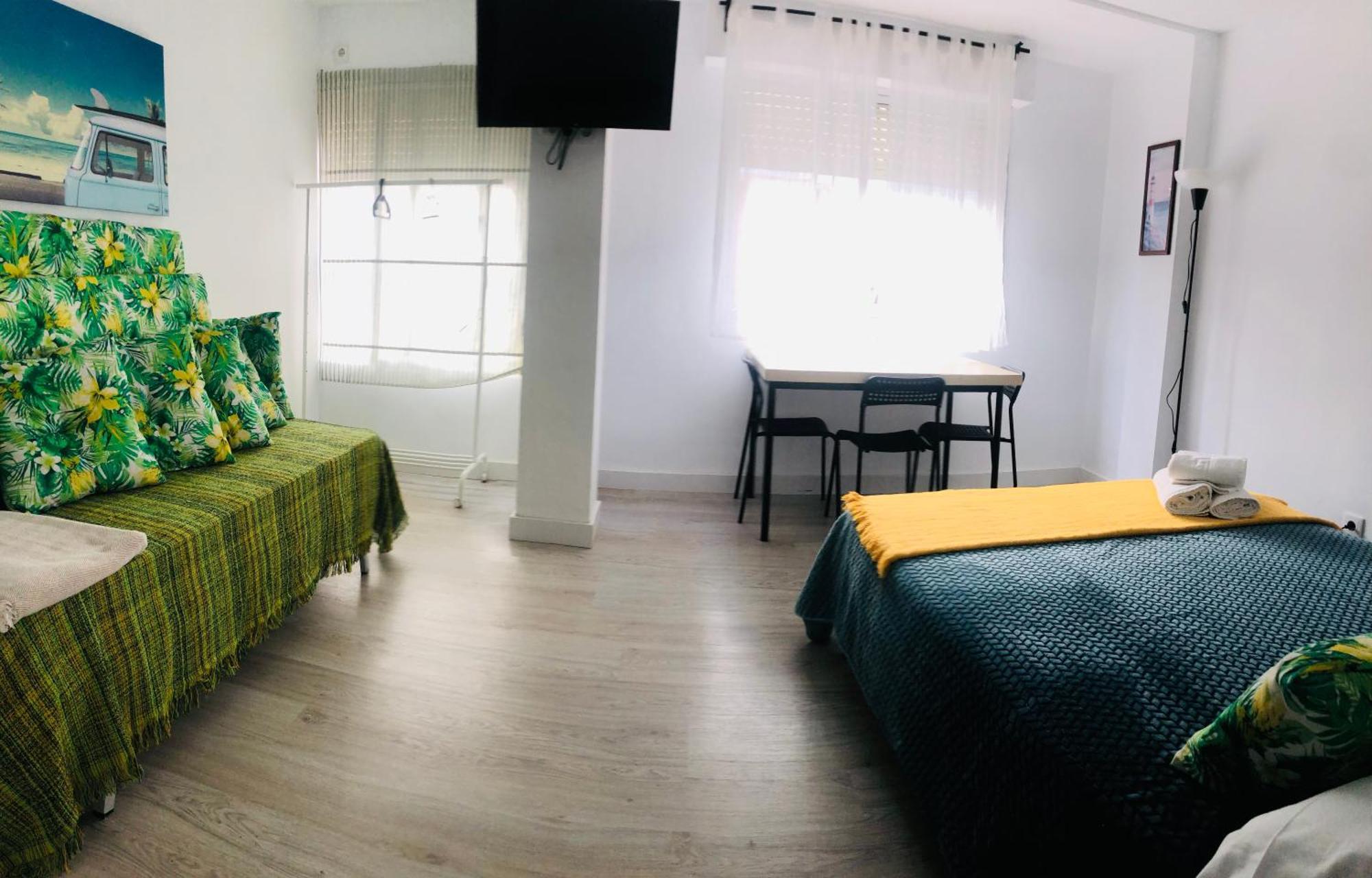Mercado Huelin Apartments Малага Номер фото